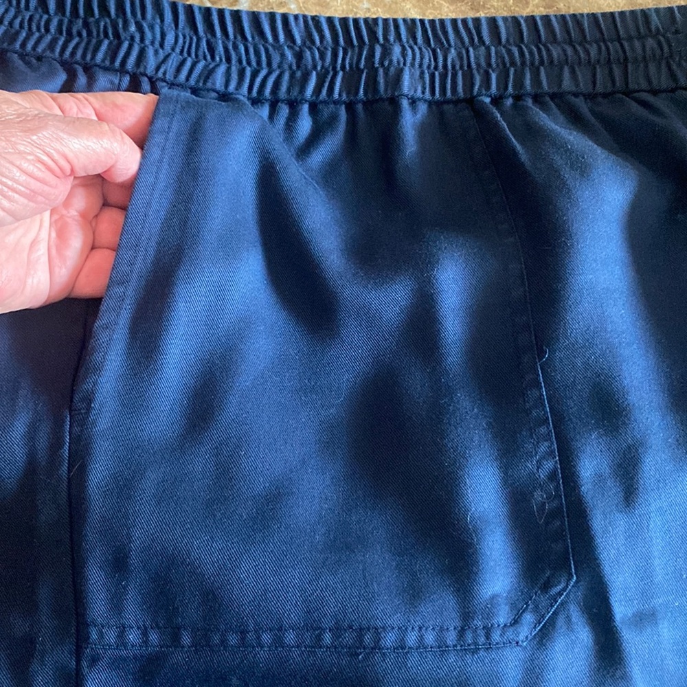 Lauren Ralph Lauren, Sz 20W, Dark Navy Blue Elastic Waste w/ tie wrap, 4-pockets - Picture 15 of 16